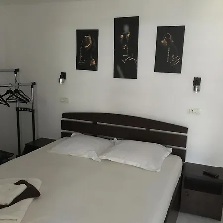 Casa Enache